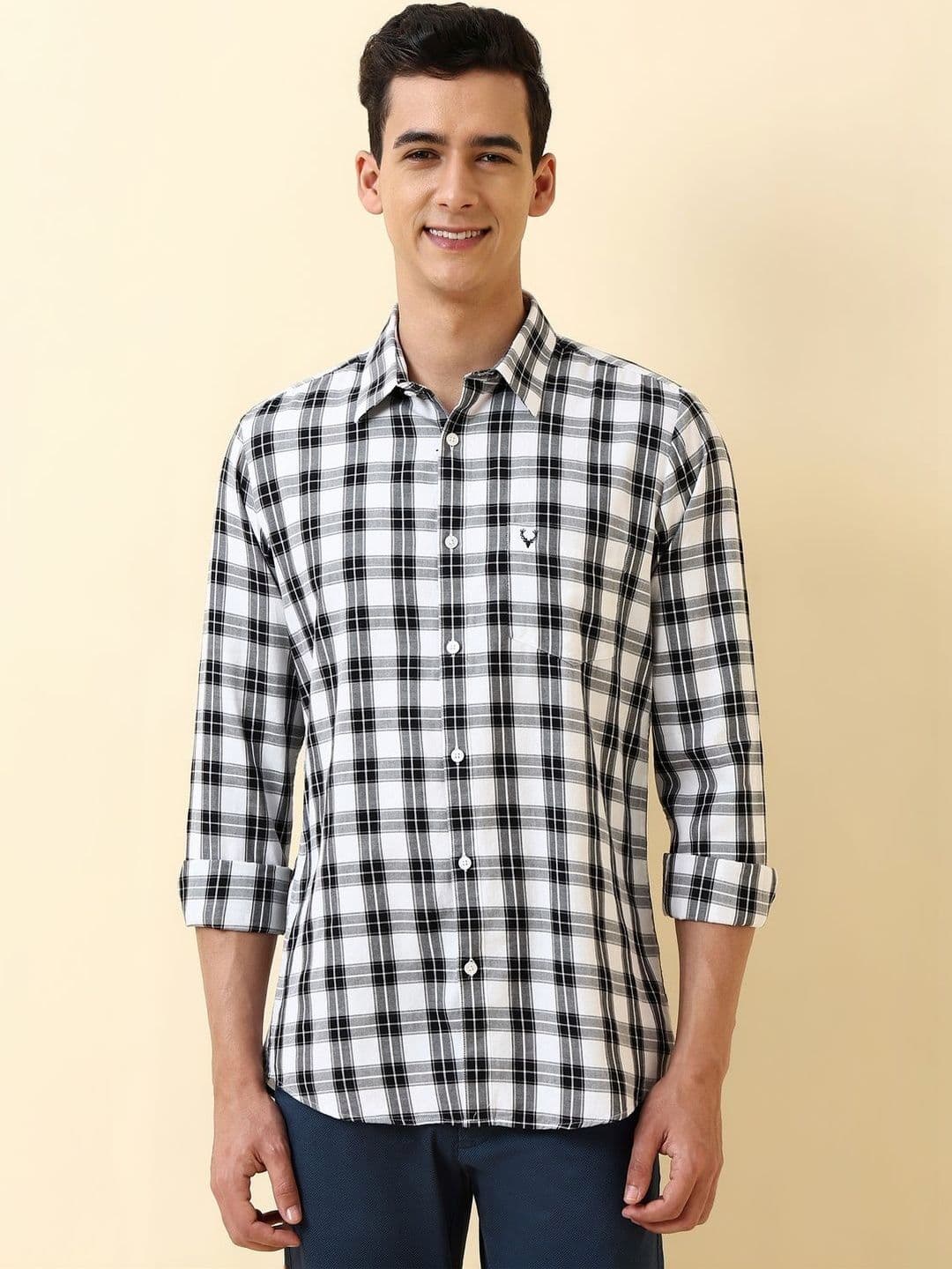 Allen Solly Men Slim Fit Checked Casual Shirt - view 1