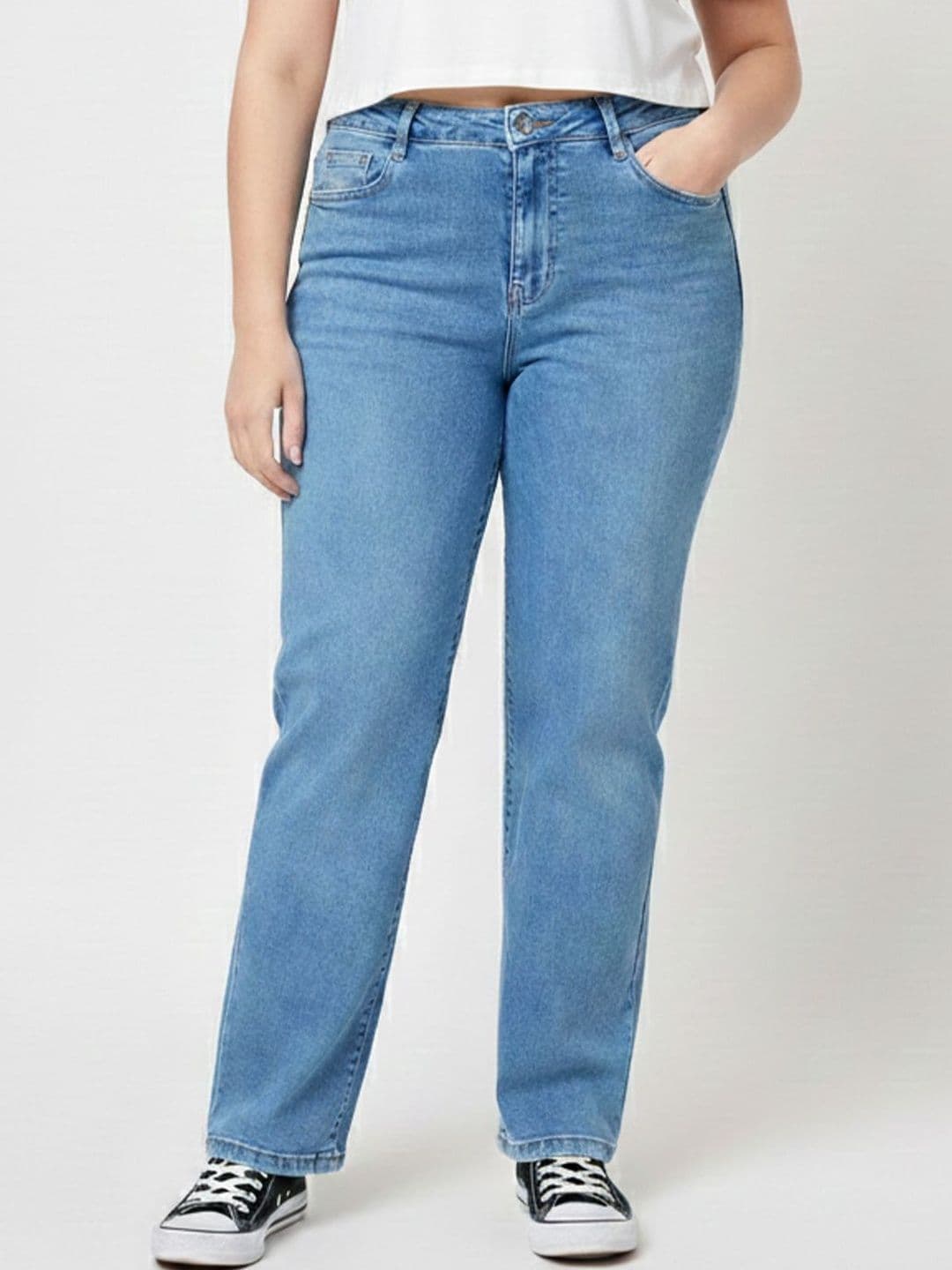 Kraus Jeans Women Straight Fit High-Rise Light Fade Jeans - view 1