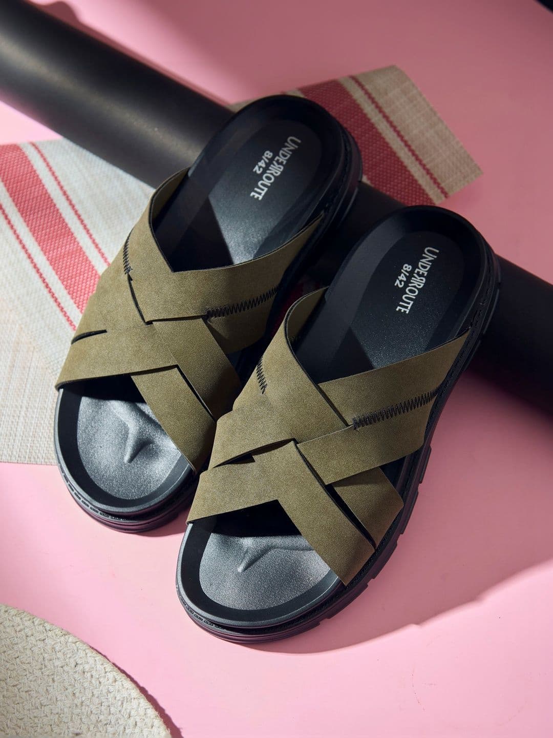 UNDERROUTE Men Comfort Sandals - view 1