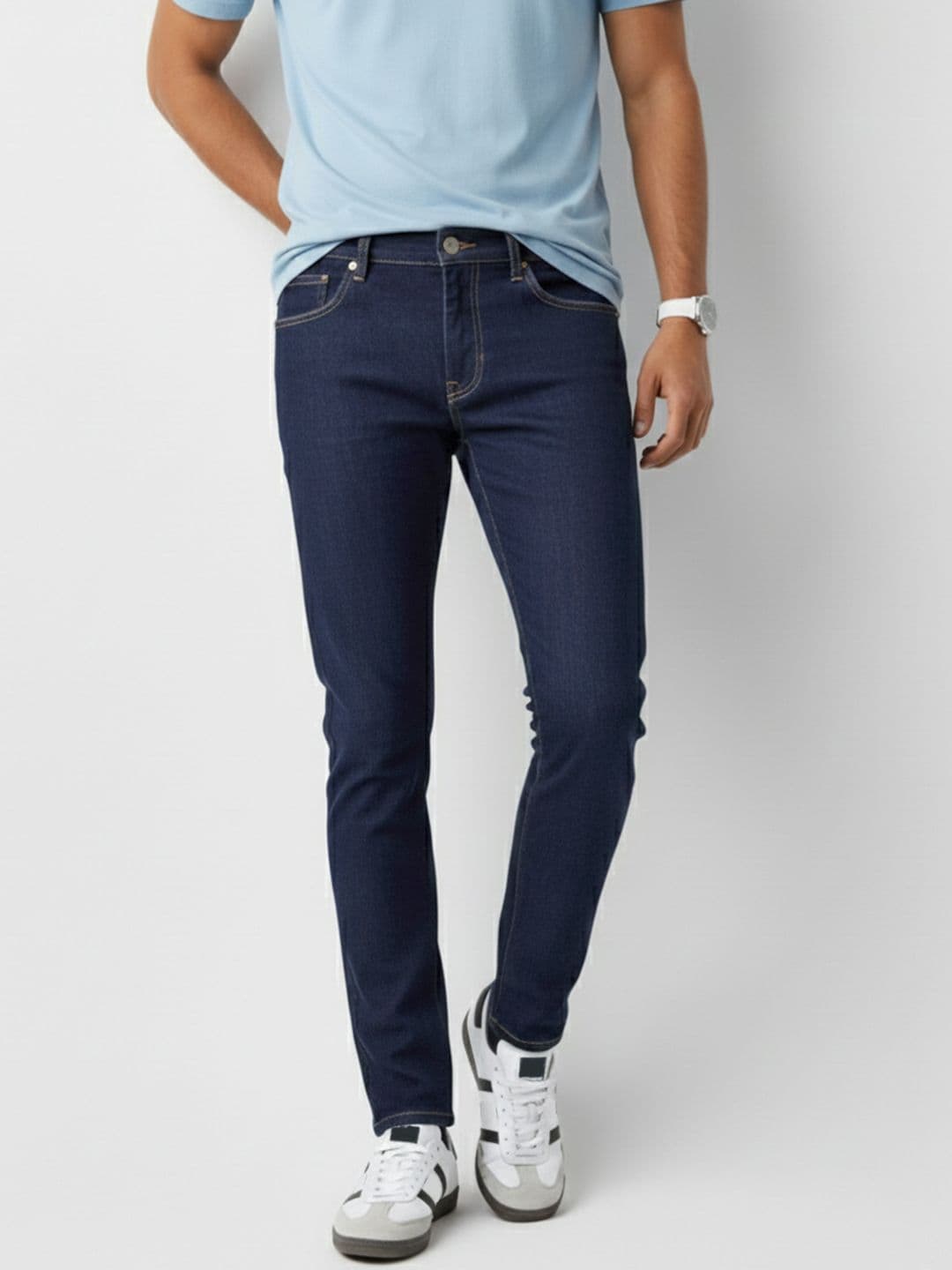 Flying Machine Men Relaxed Tapered Fit Stretchable Jeans - view 1