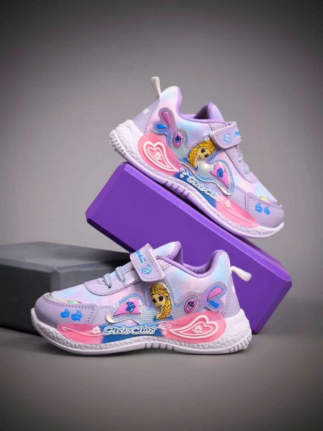 HOOH Now Comfort in Fashion Girls Elsa Printed Sneakers - view 1