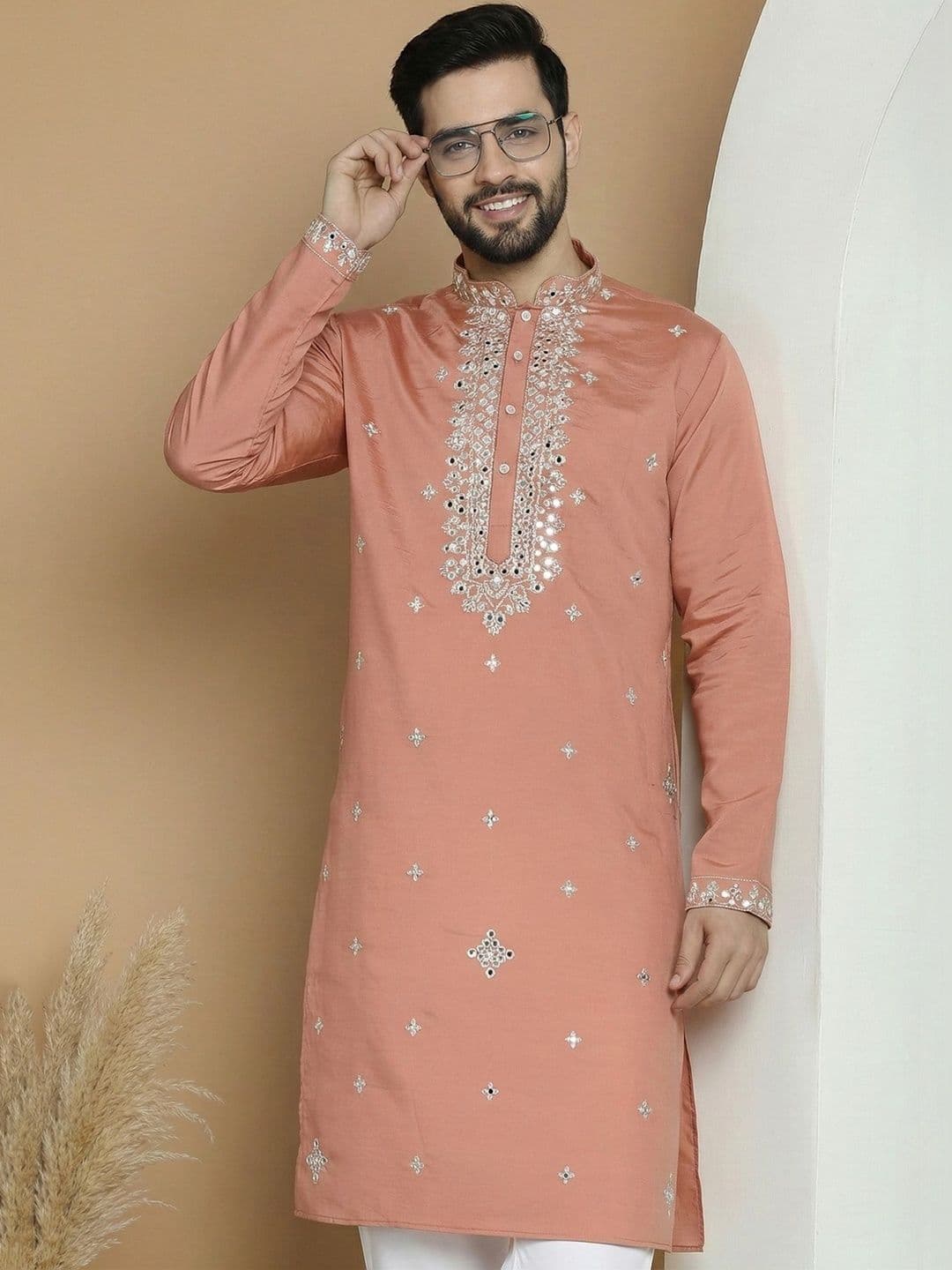 Jompers Men Geometric Embroidered Chikankari Kurta - view 1