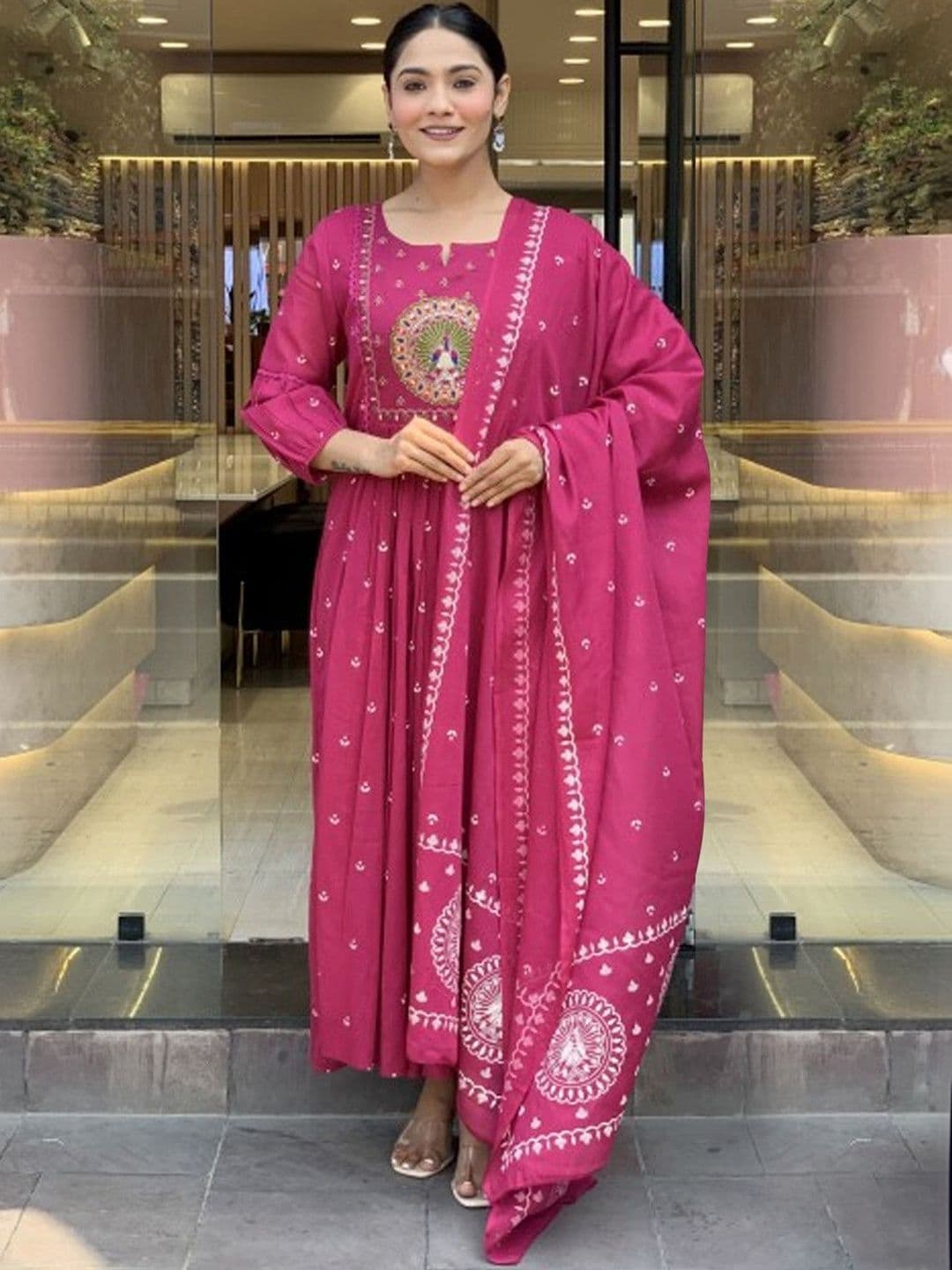 DIVASTRI Women Ethnic Motifs Embroidered Empire Thread Work Kurta with Trousers & With Dupatta - view 1