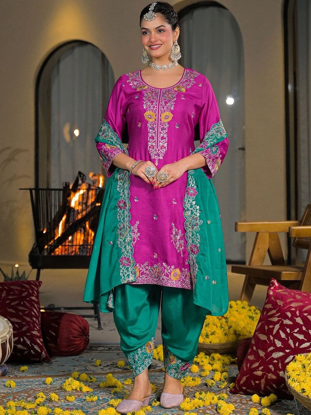 SKYLEE Women Ethnic Motifs Embroidered Regular Thread Work Kurta with Patiala & With Dupatta - view 1