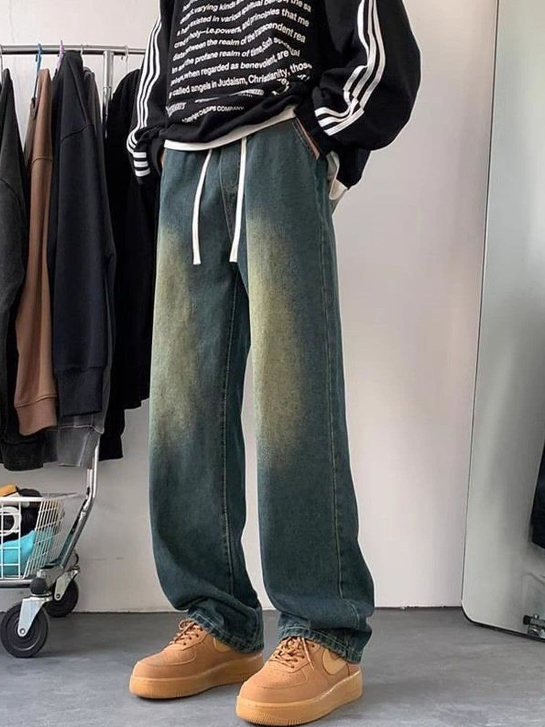 StyleCast Men Relaxed Fit Mid-Rise Heavy Fade Jeans - view 1
