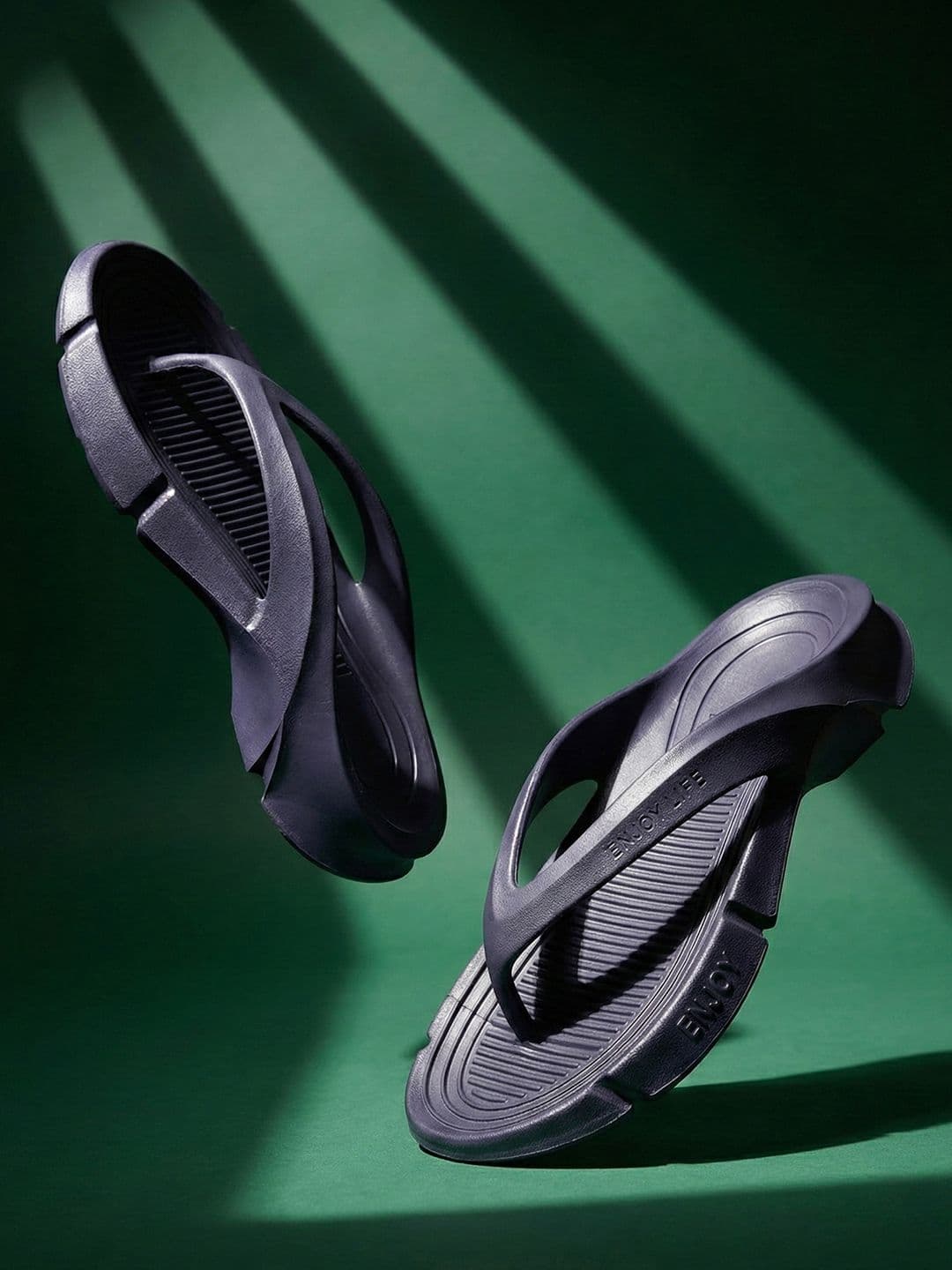 glitchez Men Thong Flip-Flops - view 1