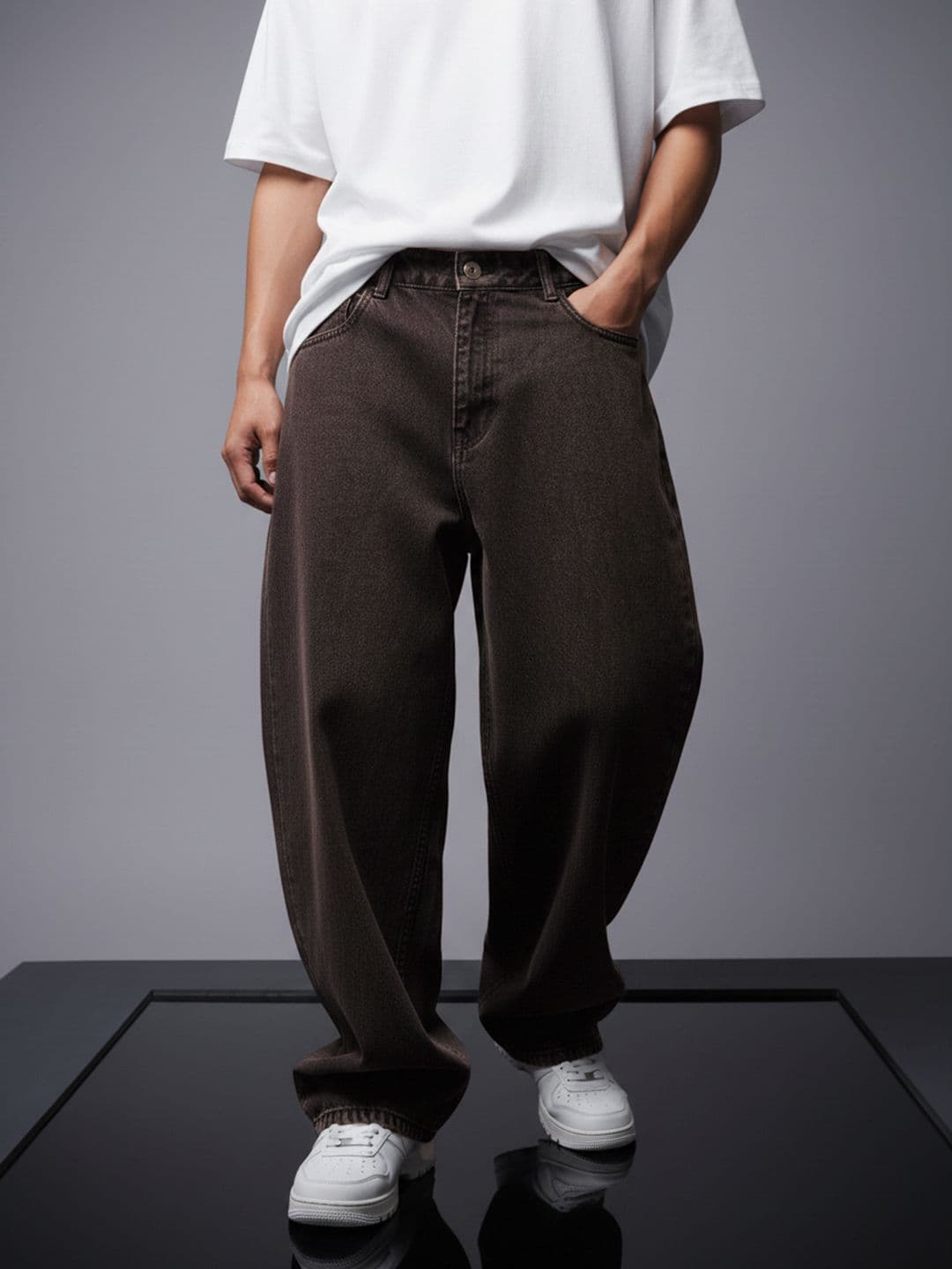 SOKO STREET Men Oversized Fit Light Fade Pure Cotton Jeans - view 1