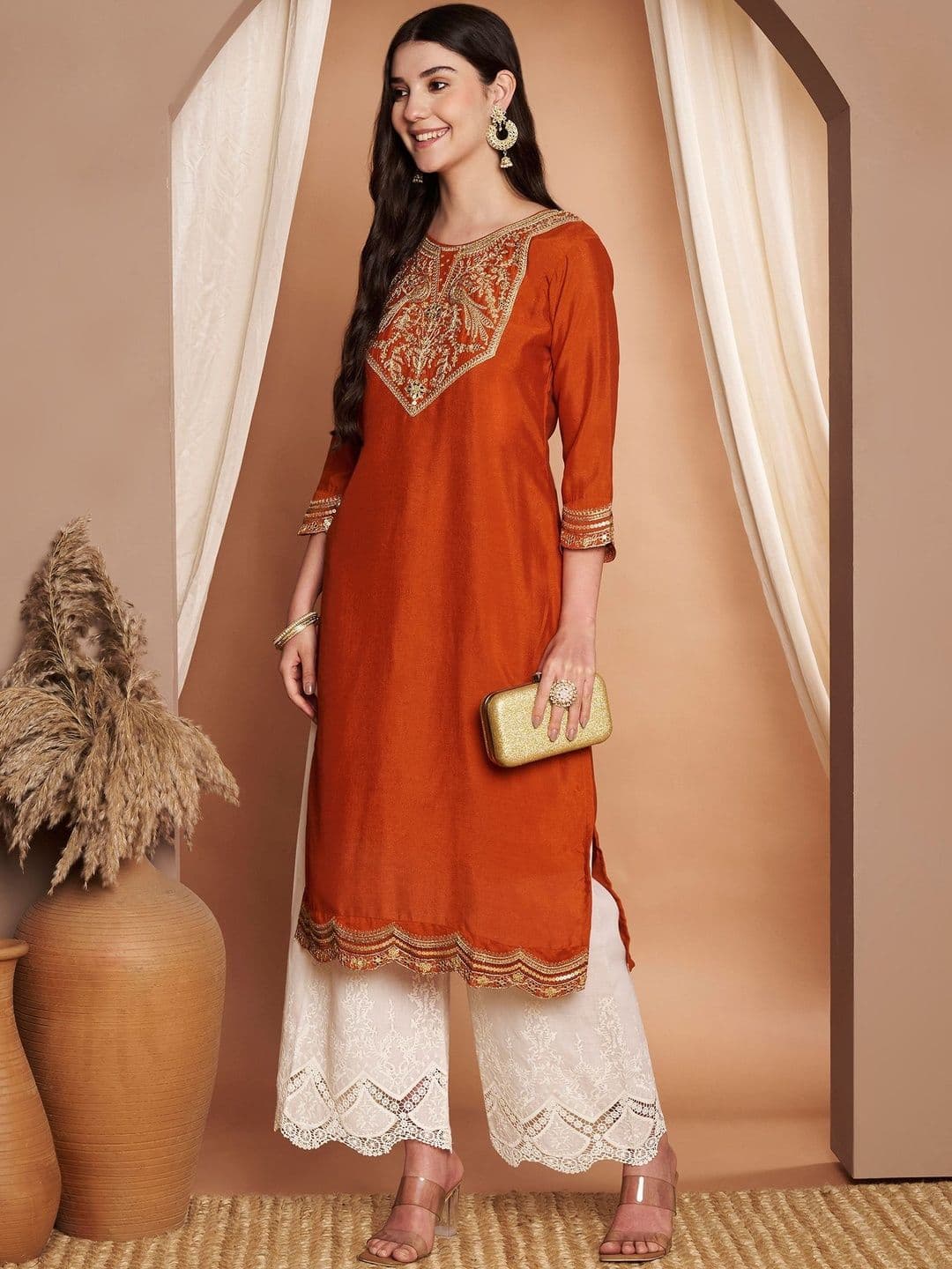rarethread Women Embroidered Thread Work Kurta - view 1