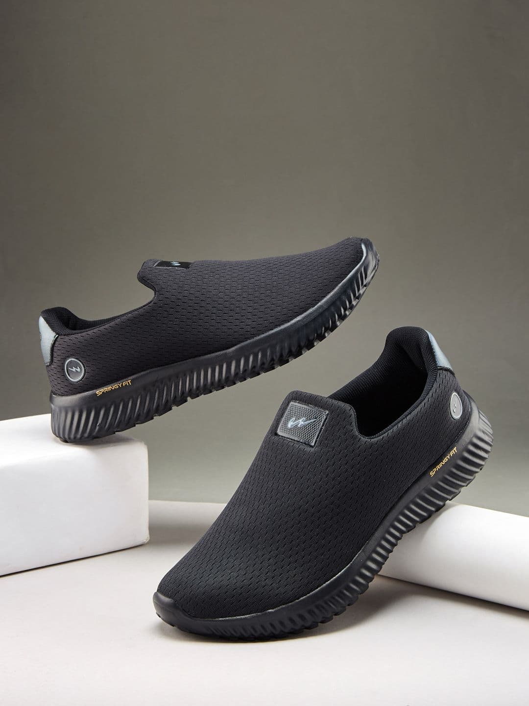 Campus OXYFIT (N) Men Slip-On Walking Shoes - view 1