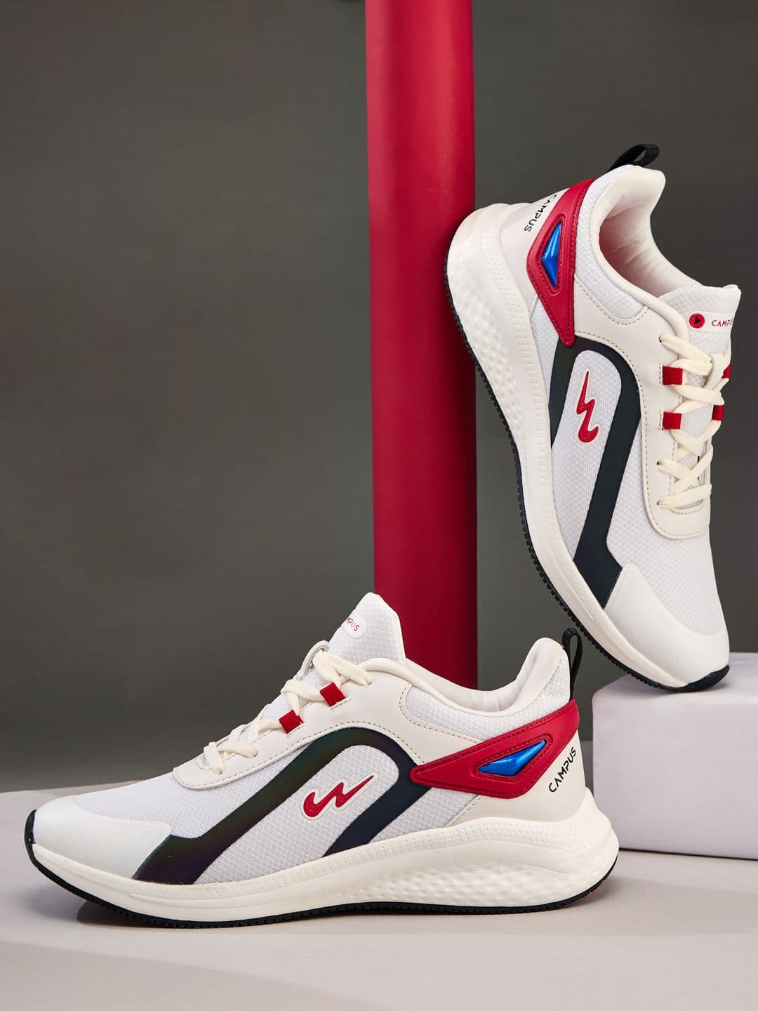 Campus OMAX Men Lace-Up Running Shoes - view 1