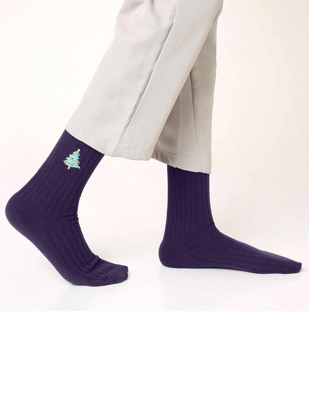 Mint & Oak Men Embroidered Above Ankle Length Socks - view 1