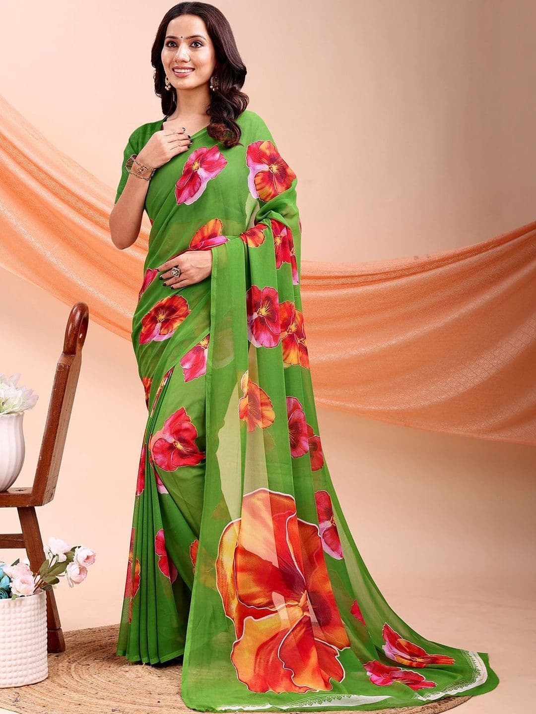 Vibhagyaa Floral Poly Chiffon Saree - view 1