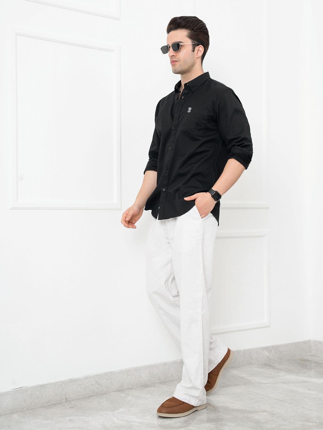 Red Tape Men Solid Button-Down Collar Pure Cotton Effortless Formal Shirt - view 1
