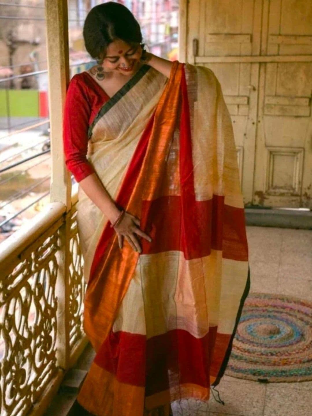 SHYAMALI BOUTIQUE Colourblocked Jute Cotton Khadi Saree - view 1