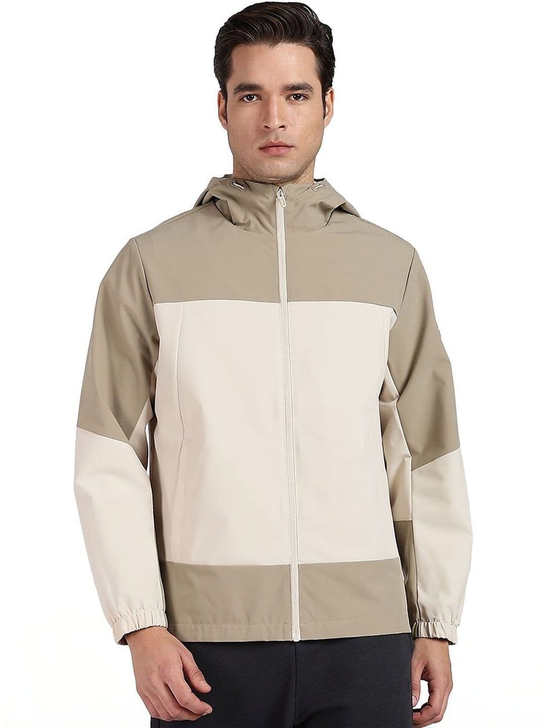 Xtep Men Colourblocked Windcheater Training or Gym Woven Jacket - view 1