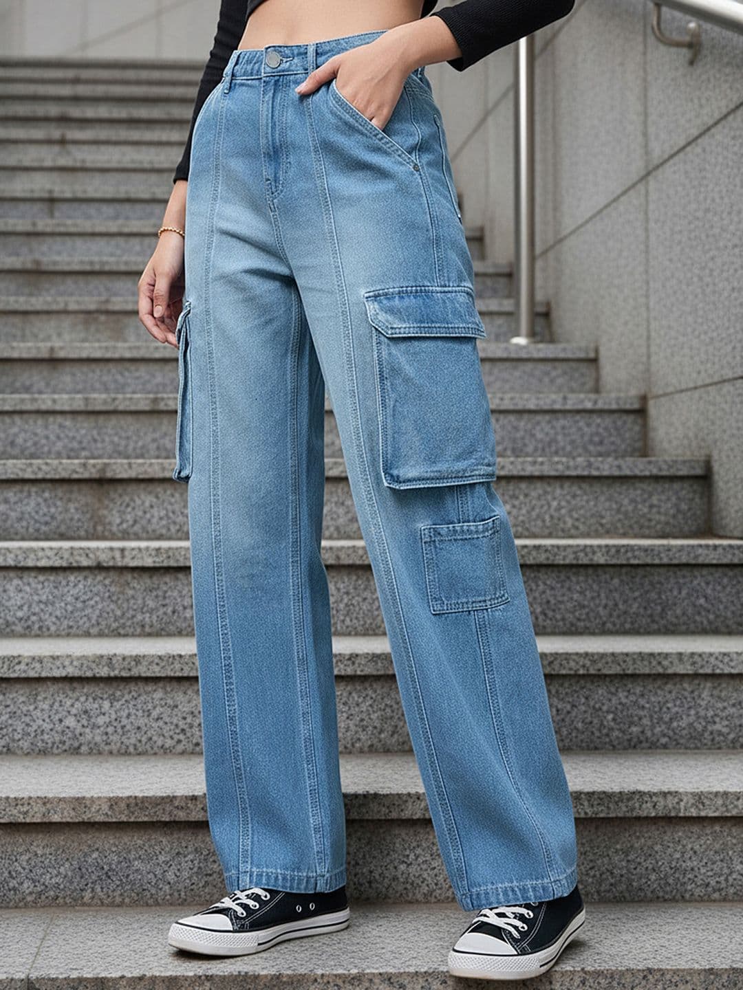 Bewakoof Women Washed Blue Straight Fit High-Rise Light Fade Cotton Cargo Jeans - view 1