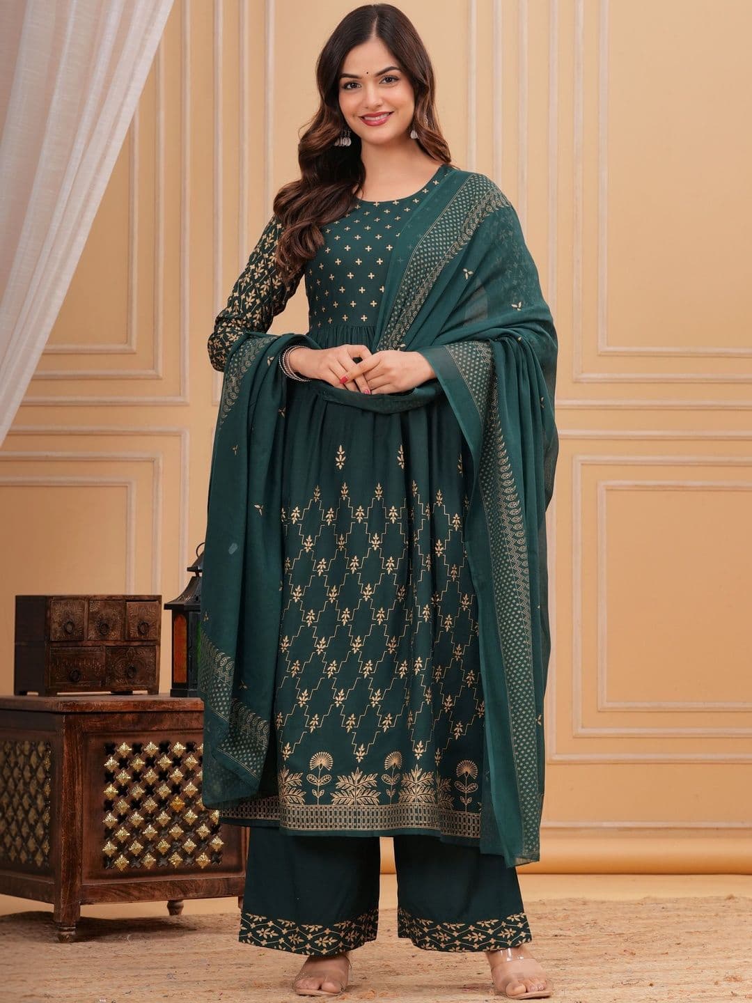 CELEBRAVO Women Floral Printed Regular Kurta with Palazzos & With Dupatta - view 1