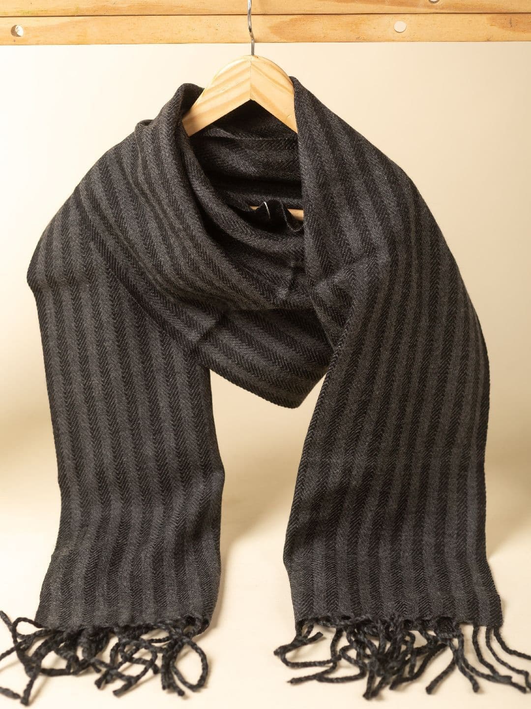 KUSVAA Bakul Woolen Muffler - view 1