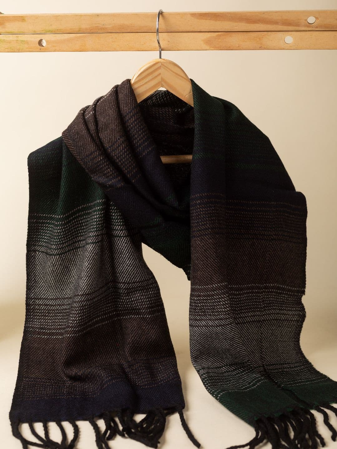 KUSVAA Unisex Eeshwar Woolen Muffler - view 1