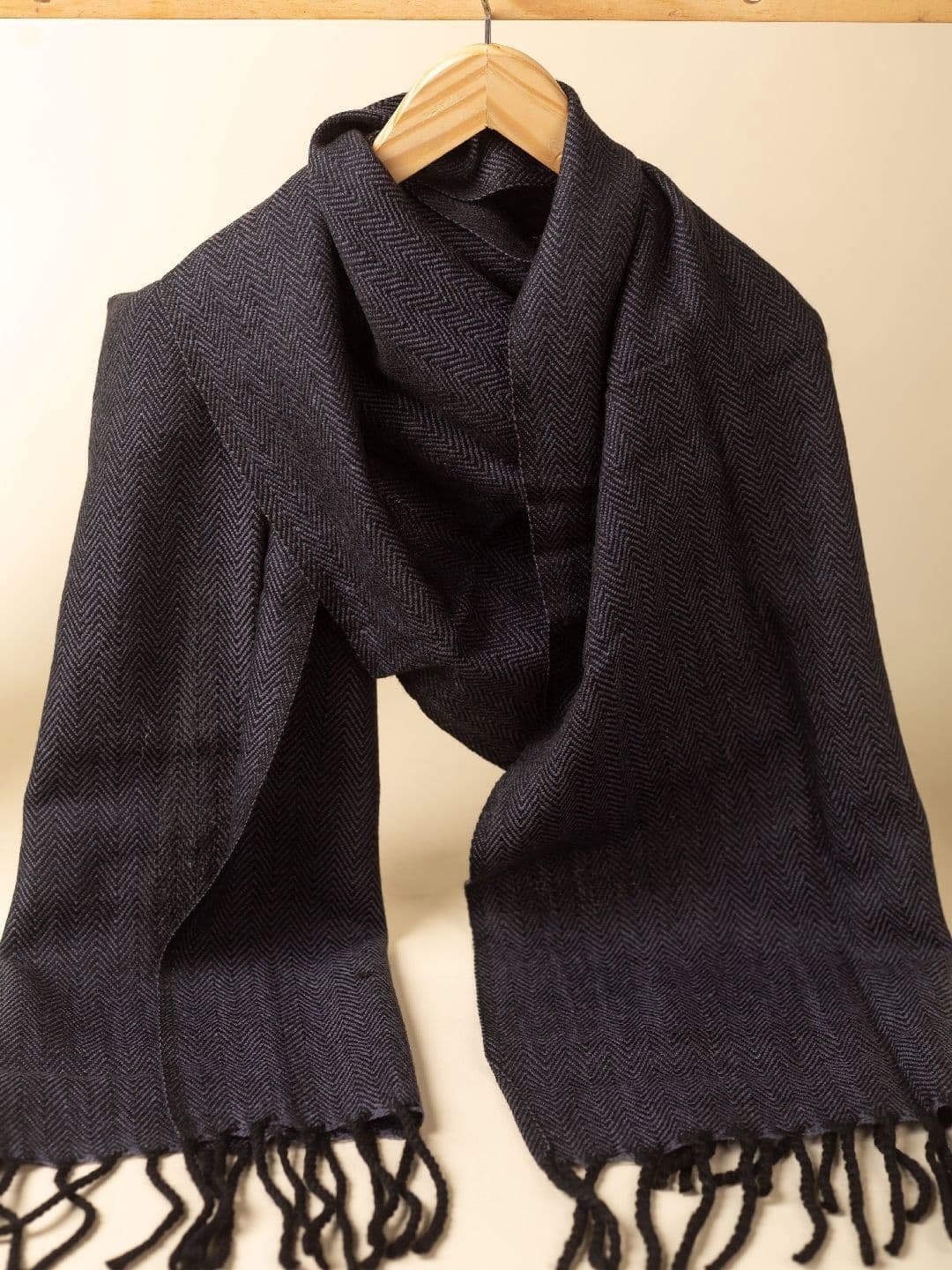 KUSVAA Unisex Kamal Woolen Muffler - view 1