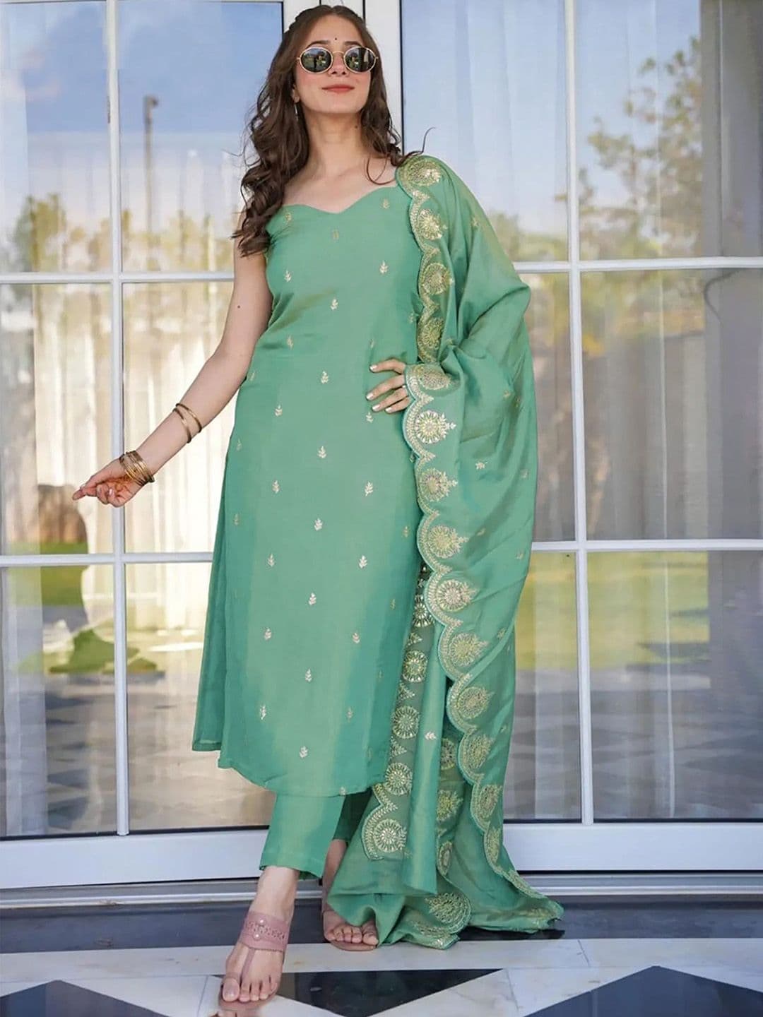 Moda Rapido Embroidered Sweetheart Neck Cotton Silk Straight Kurta - view 1