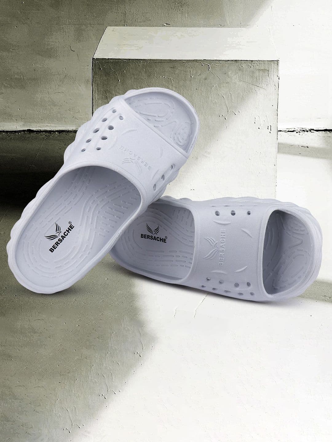 BERSACHE Men Self Design Flip Flops - view 1