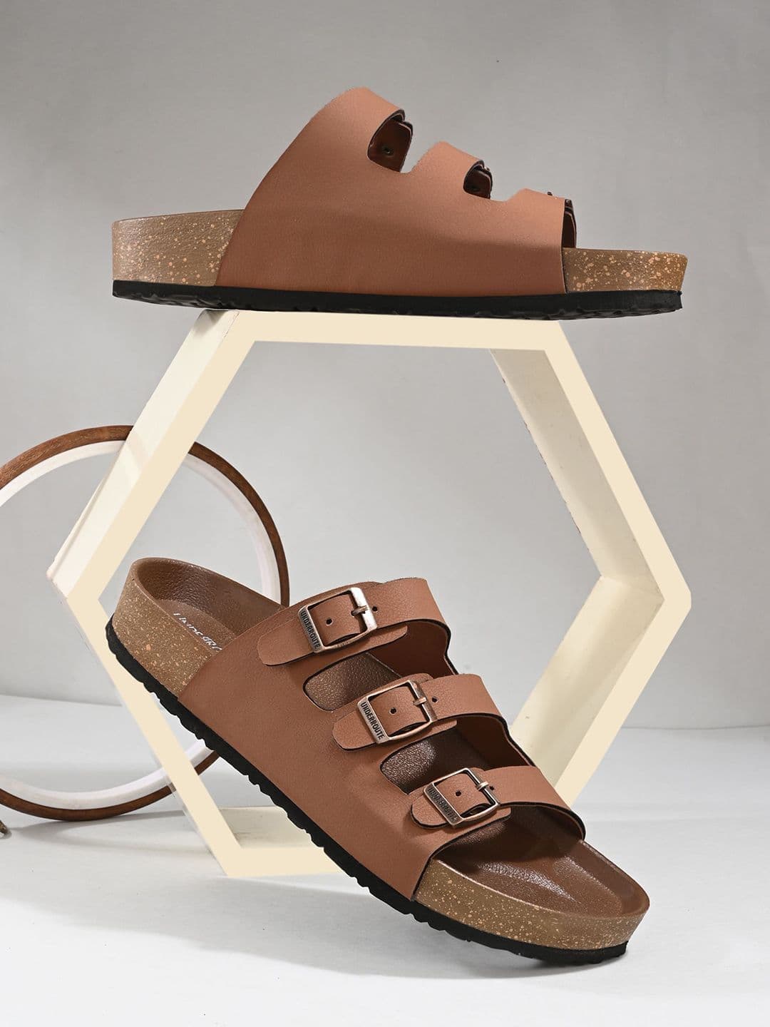 UNDERROUTE Men Comfort Sandals - view 1