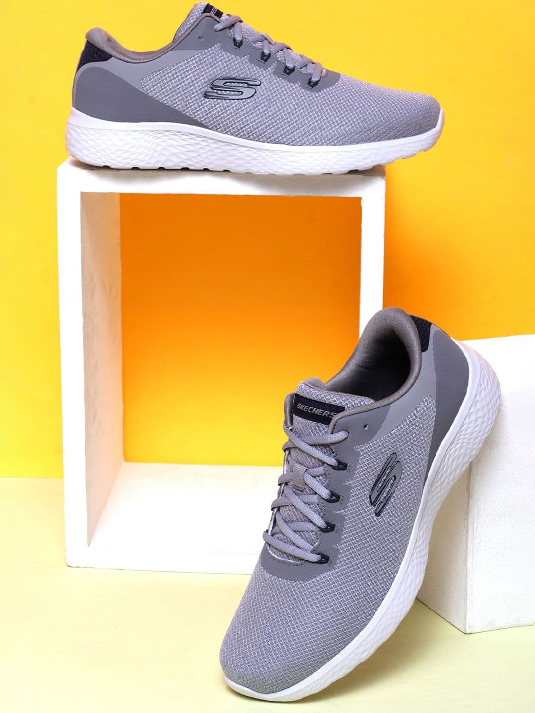 Skechers Men Modern Cool Sports Shoes - view 1