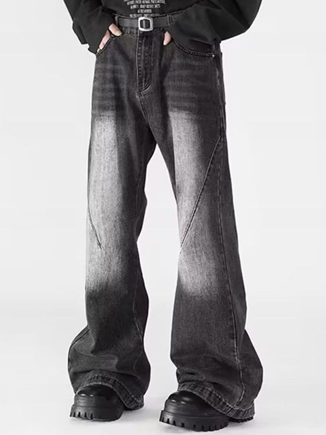 Mast & Harbour Men Regular Fit Mid-Rise Clean Look Heavy Fade Jeans - view 1
