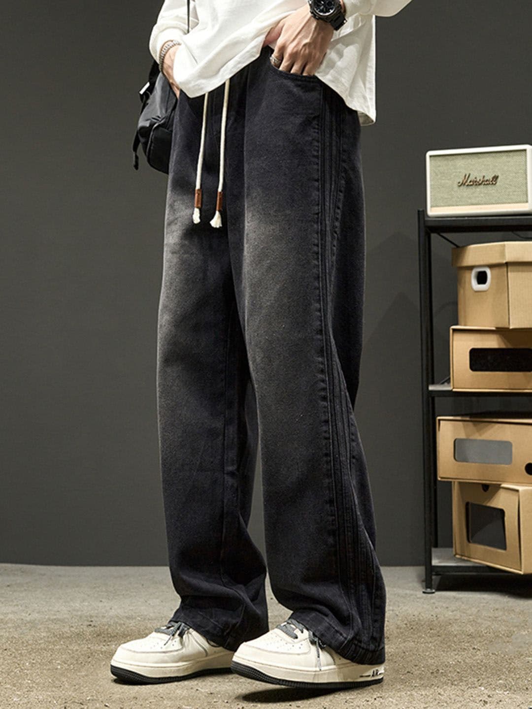 HERE&NOW Men Regular Fit Mid-Rise Light Fade Jeans - view 1
