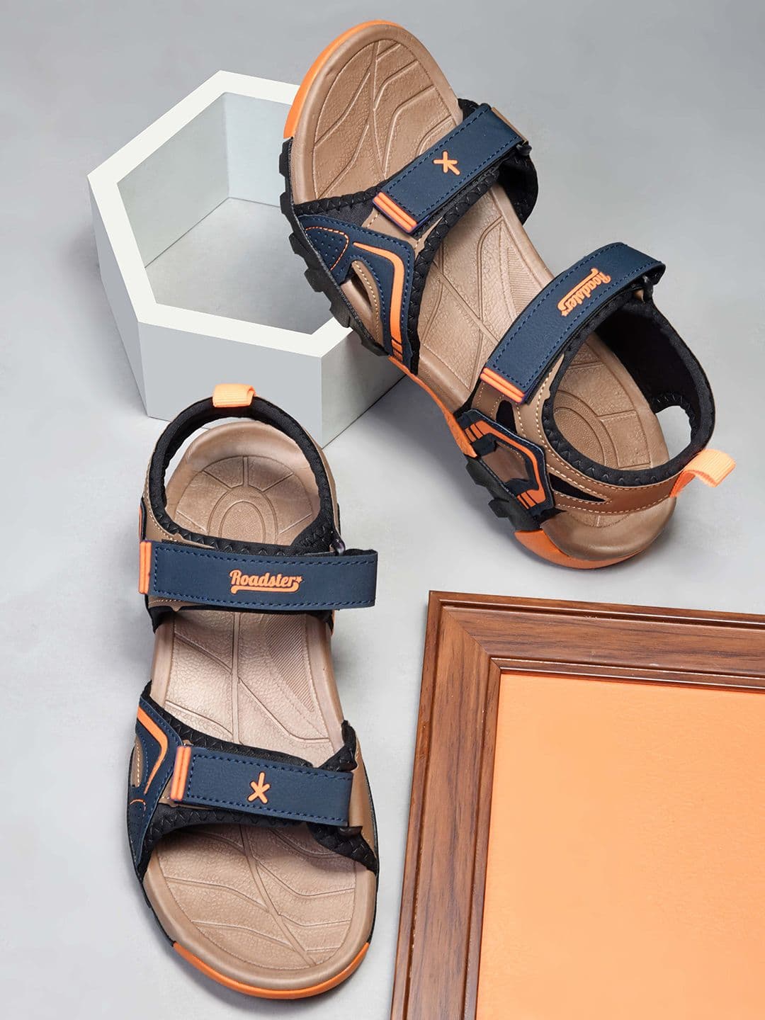 The Roadster Lifestyle Co Men Sports Sandals - view 1
