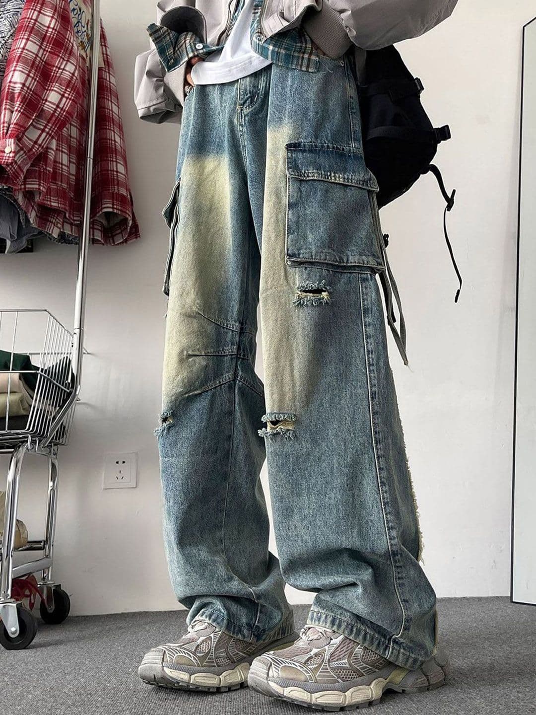 HERE&NOW Men Slash Knee Heavy Fade Jeans - view 1
