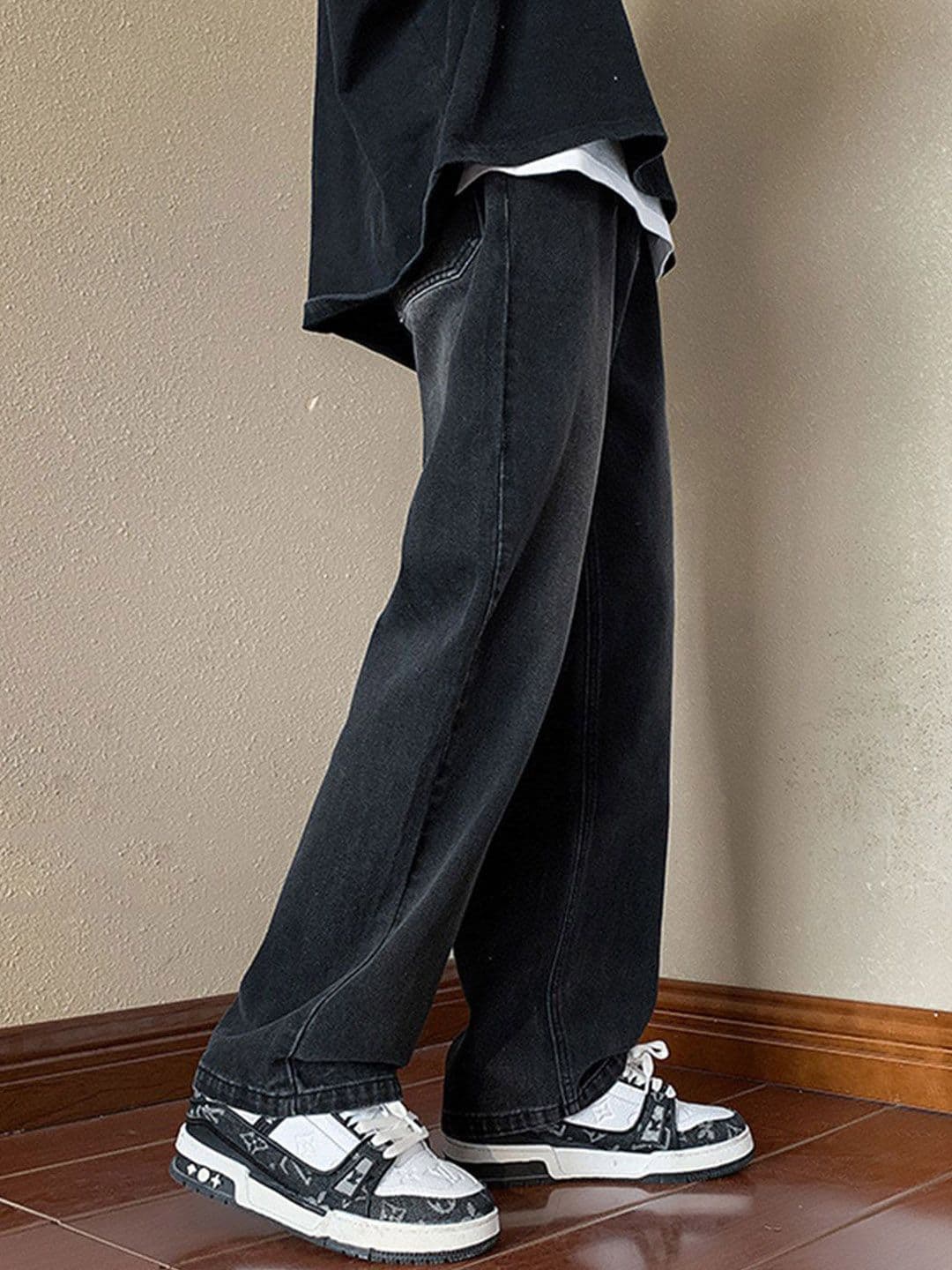 HERE&NOW Men Regular Fit Mid-Rise Jeans - view 1