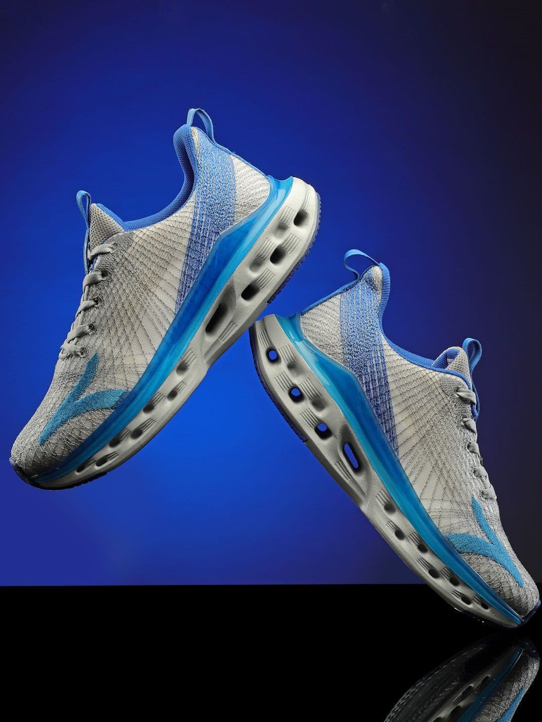 Action Men Mesh Running Non-Marking Shoes - view 1