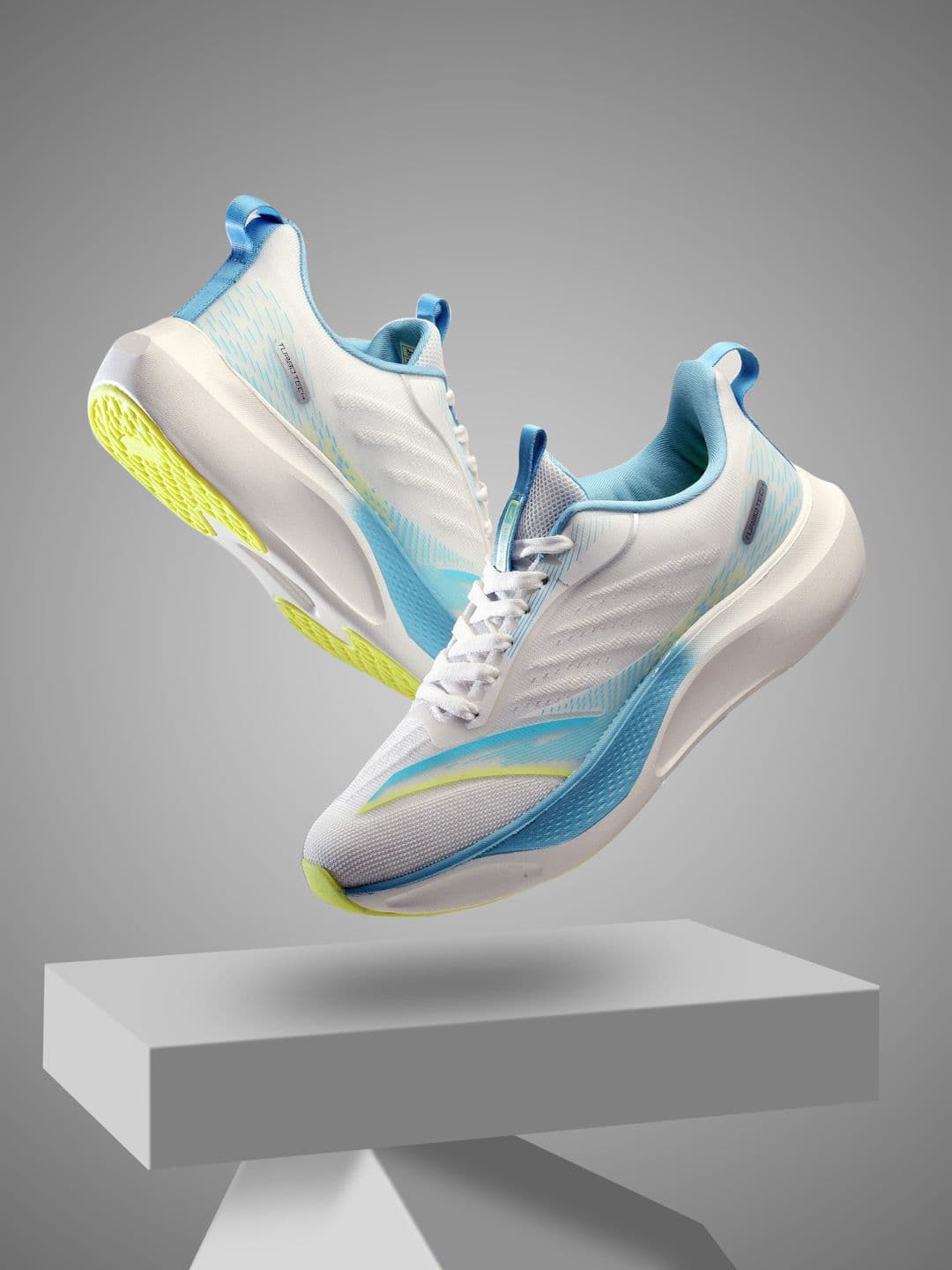 Action Men Mesh Running Non-Marking Shoes - view 1