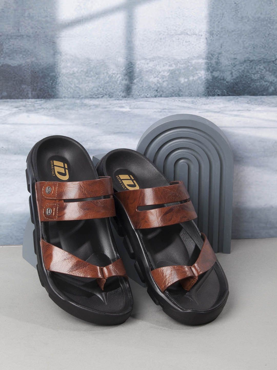 ID Men Leather Comfort Sandals - view 1