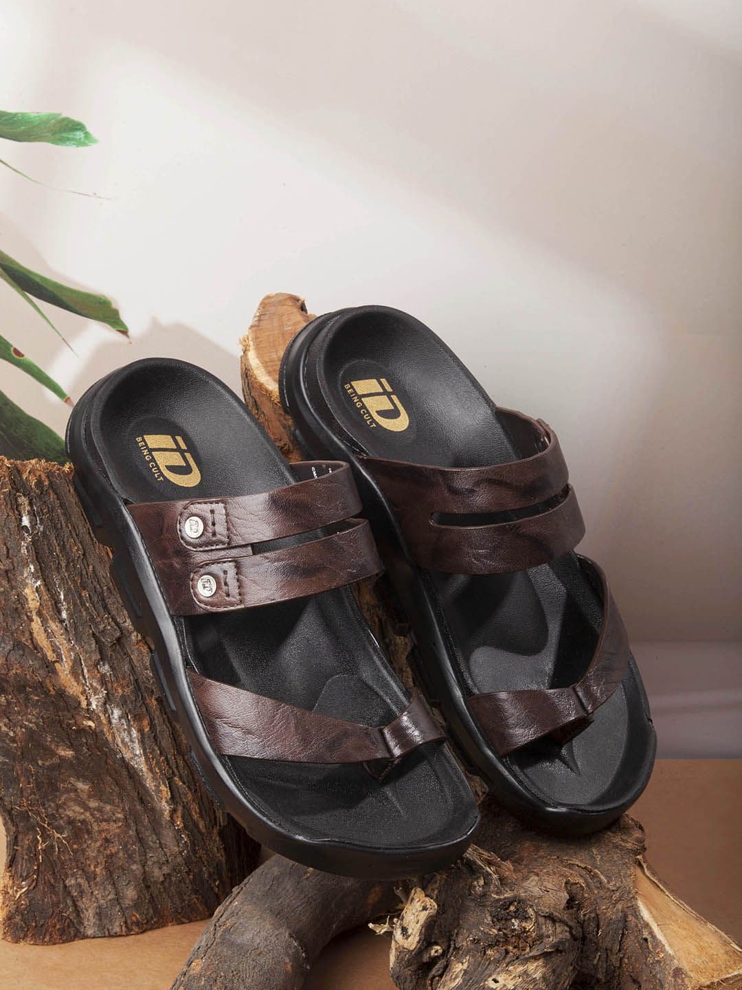ID Men Leather Comfort Sandals - view 1