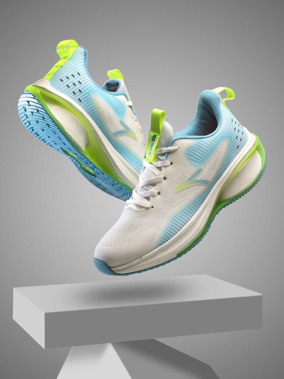 Action Men Mesh Running Non-Marking Shoes - view 1