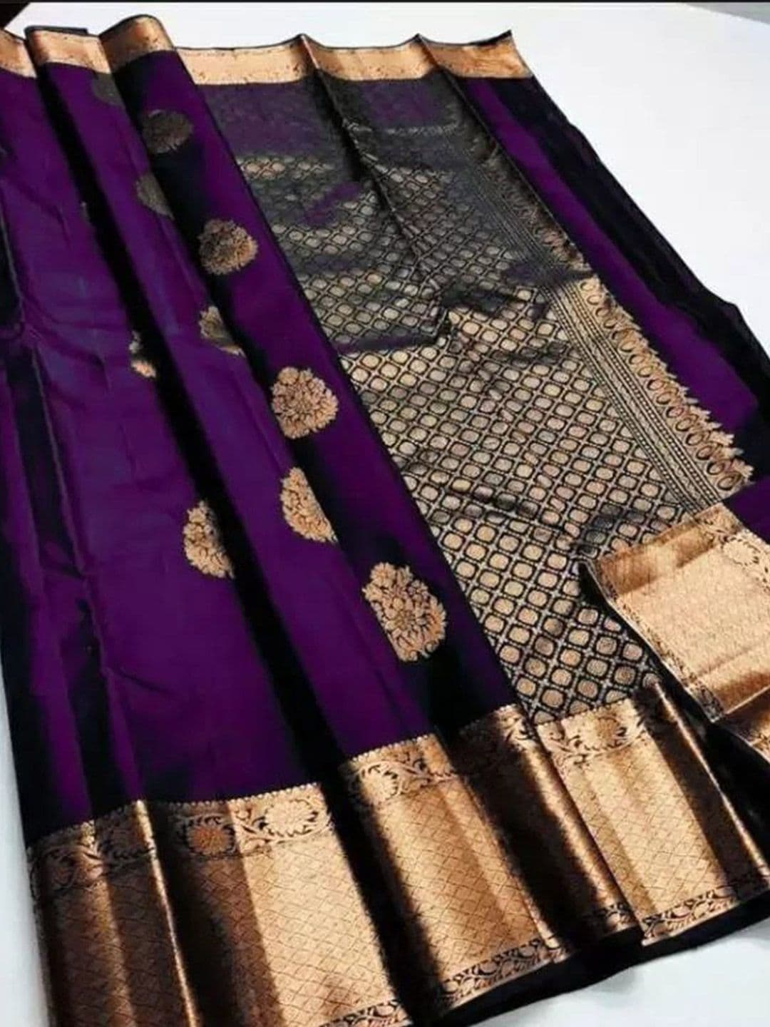 SAADHVI Woven Design Zari Kanjeevaram Saree - view 1