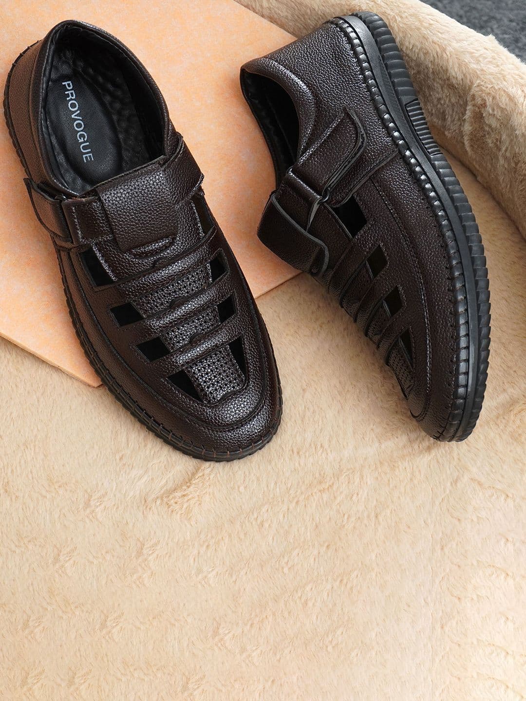 Provogue Men Textured Velcro Sandal - view 1