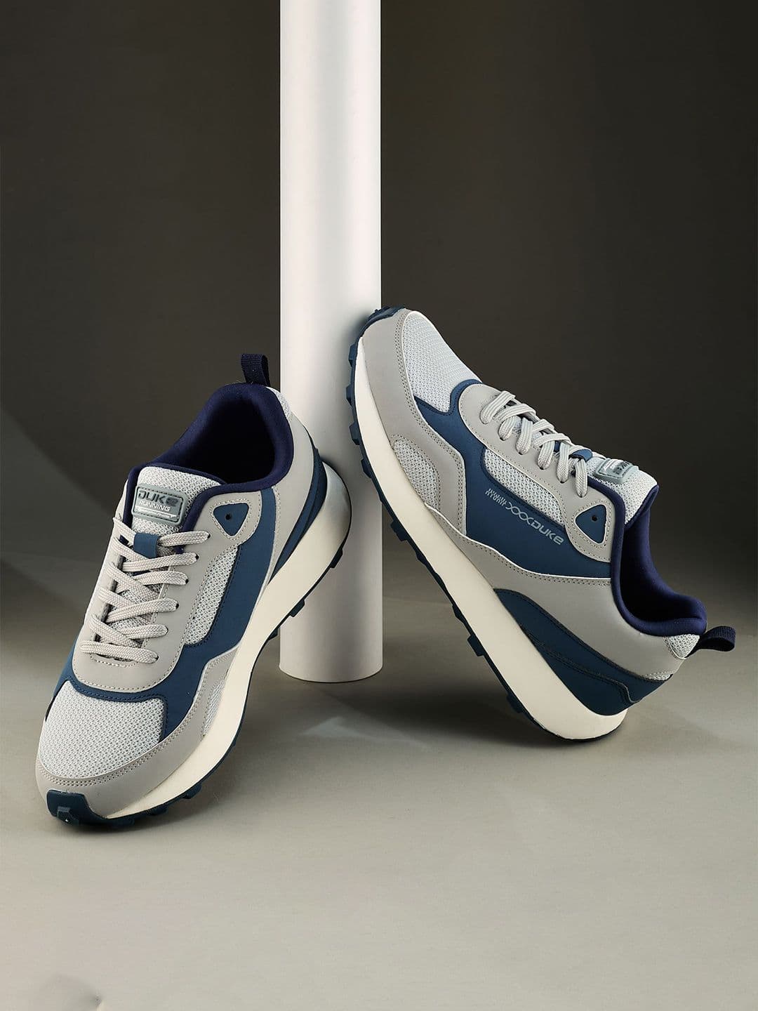 DUKE MEN'S GRIPLOCK SPORTS SHOES - view 1