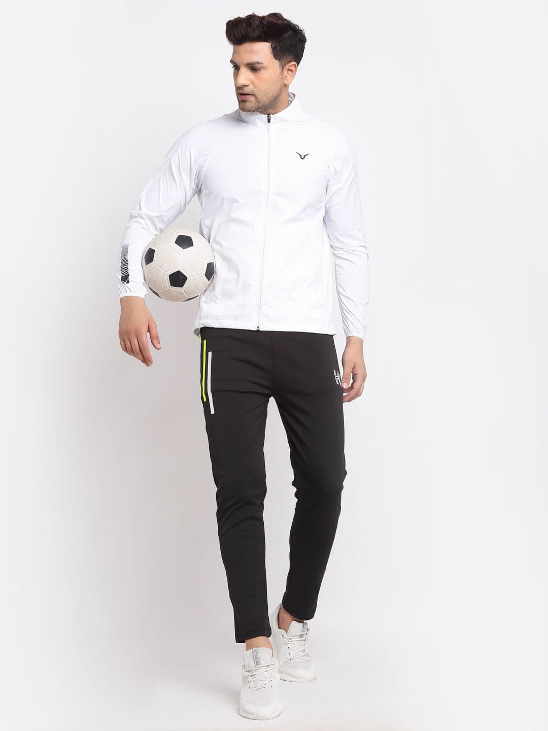 Invincible Men Wind Runner Outdoor Jacket - view 1