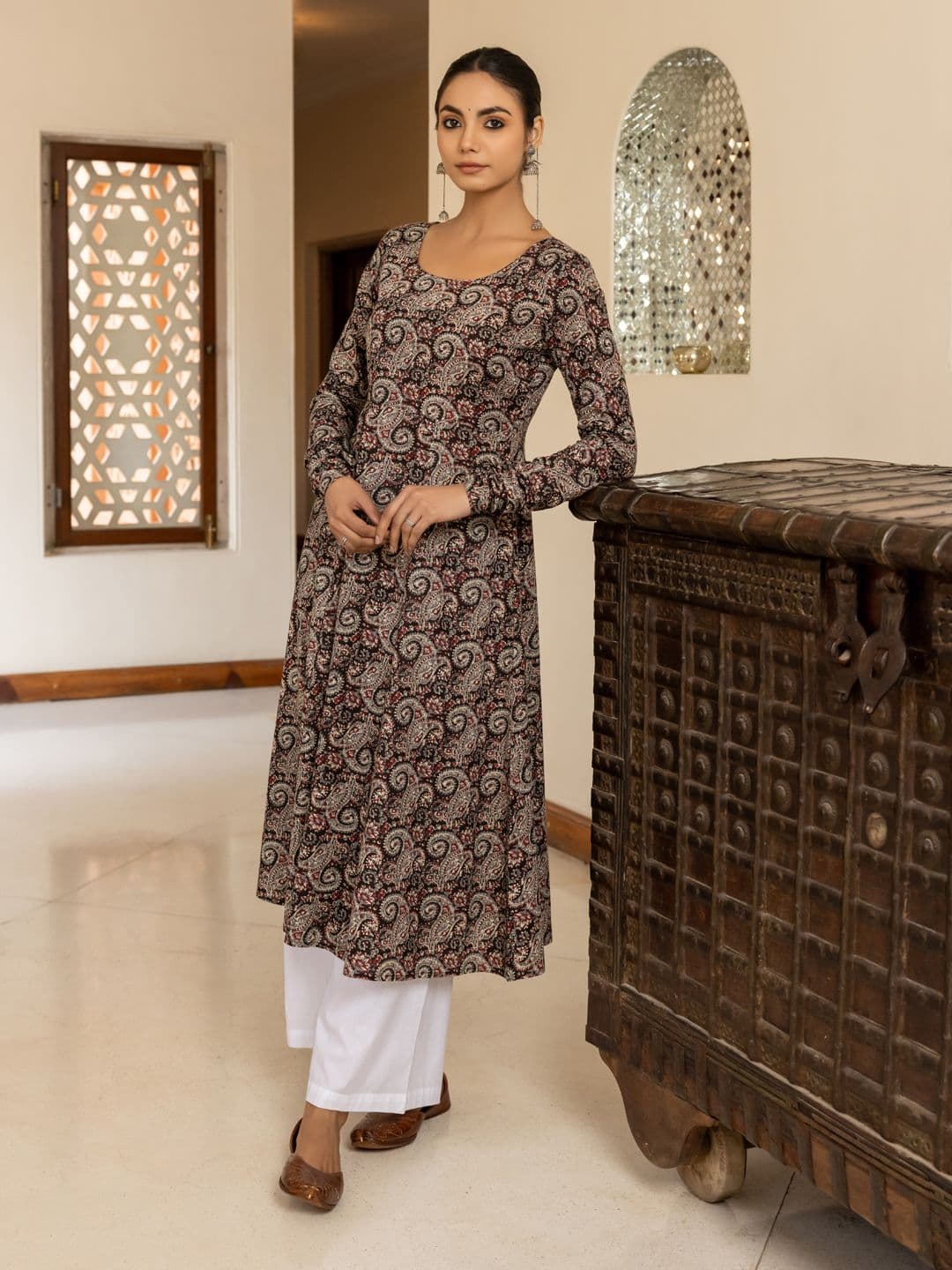 FIORRA Paisley Printed Round Neck Long Sleeves Cotton Anarkali Kurta - view 1