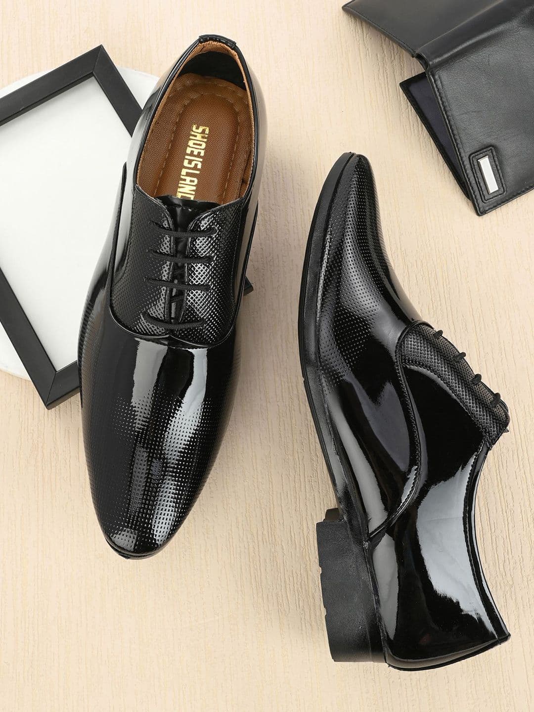 Shoe Island Men Patent Leather M5402 Black Low Ankle Length PU Shoes - view 1