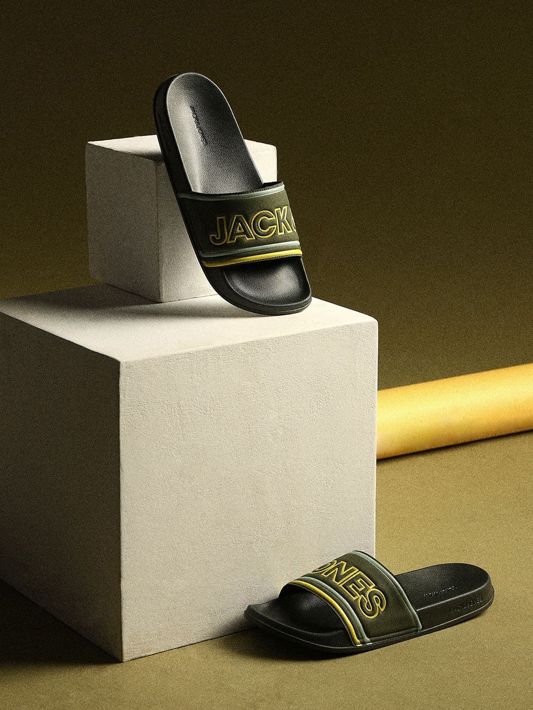 Jack & Jones Men Printed Sliders - view 1
