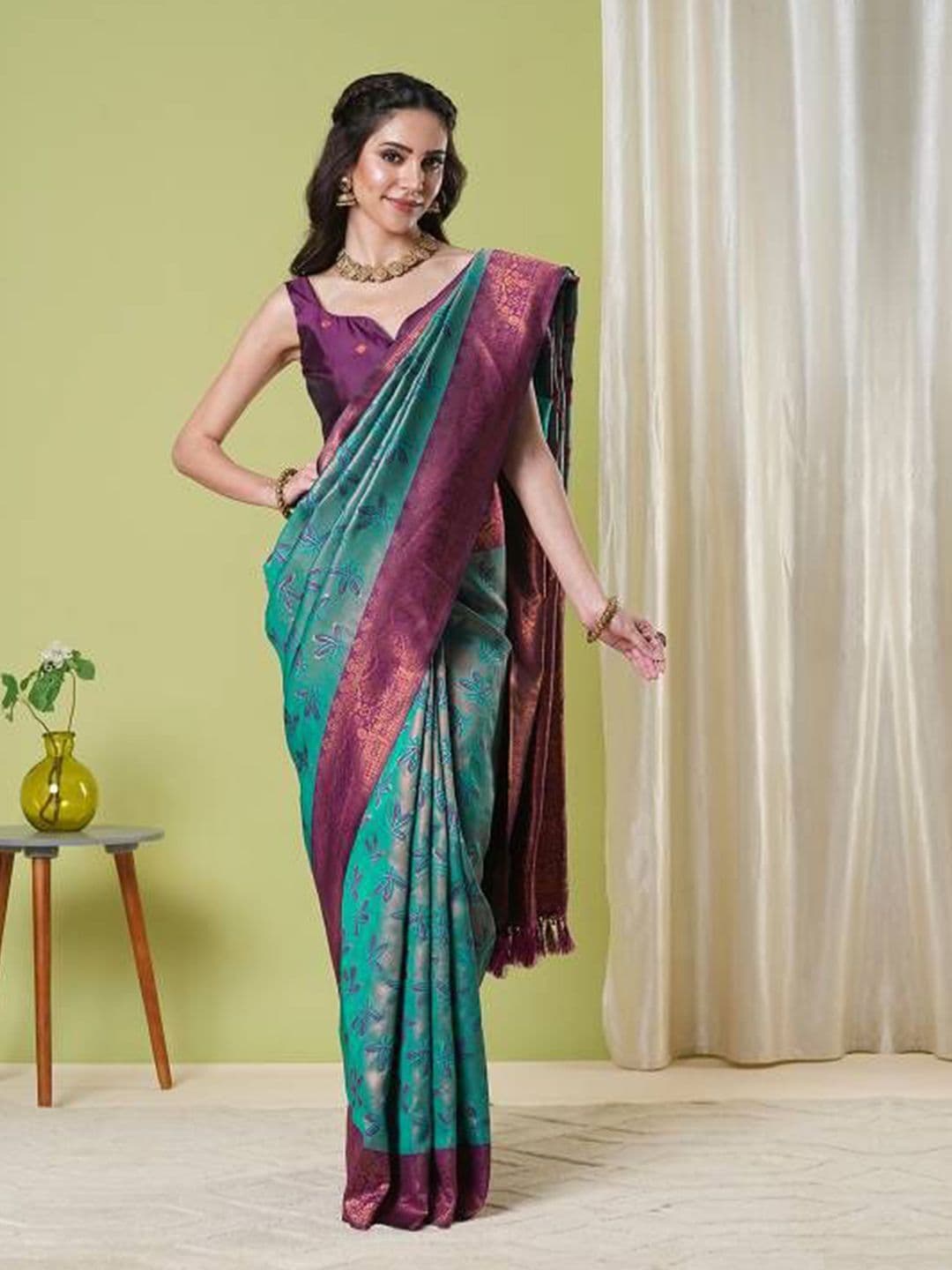 HERE&NOW Woven Design Zari Art Silk Banarasi Saree - view 1