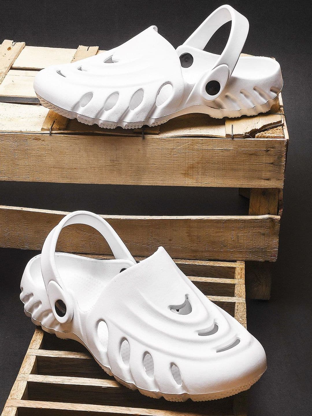BERSACHE Men Clogs - view 1