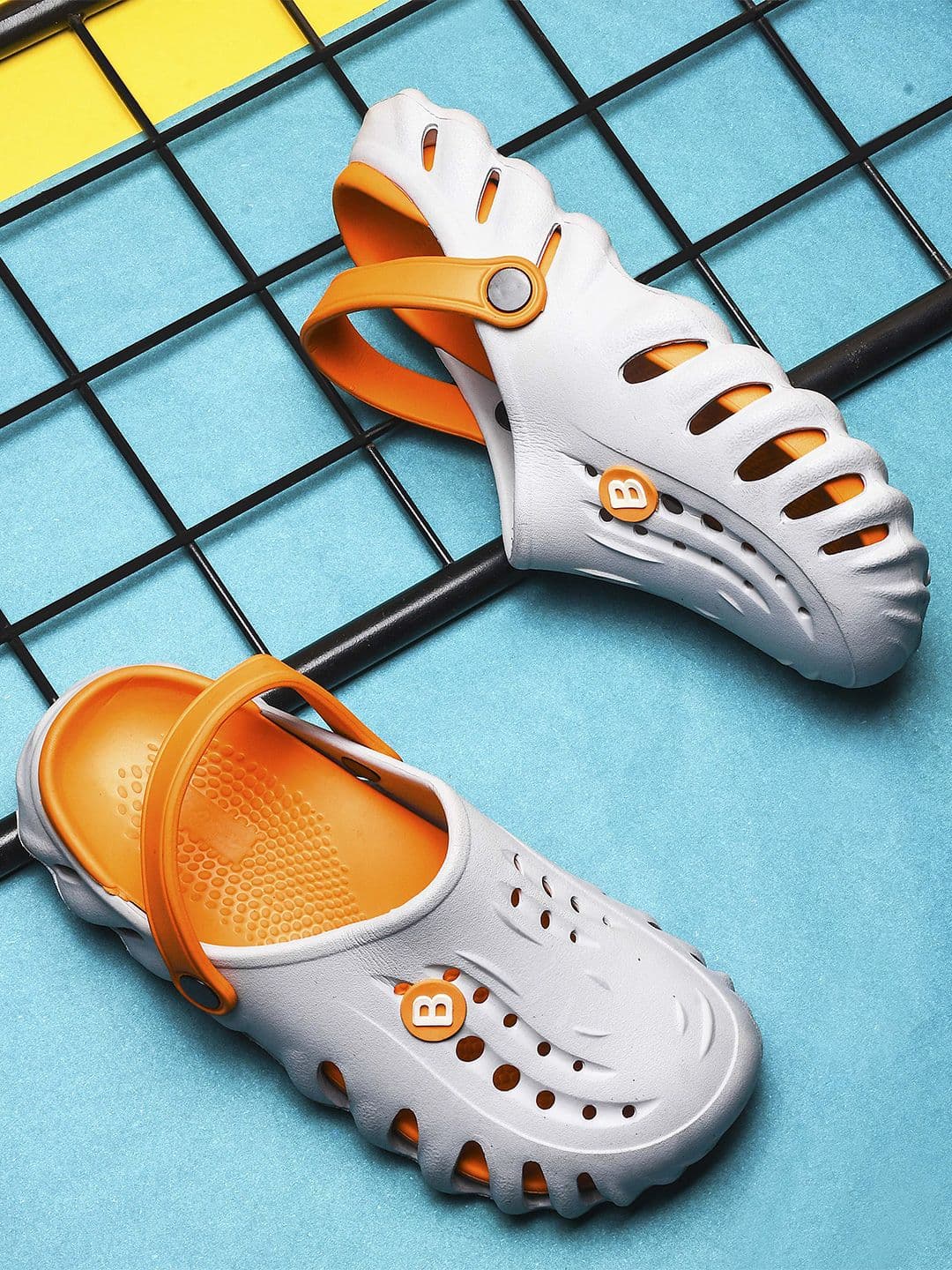 BERSACHE Men Clogs - view 1