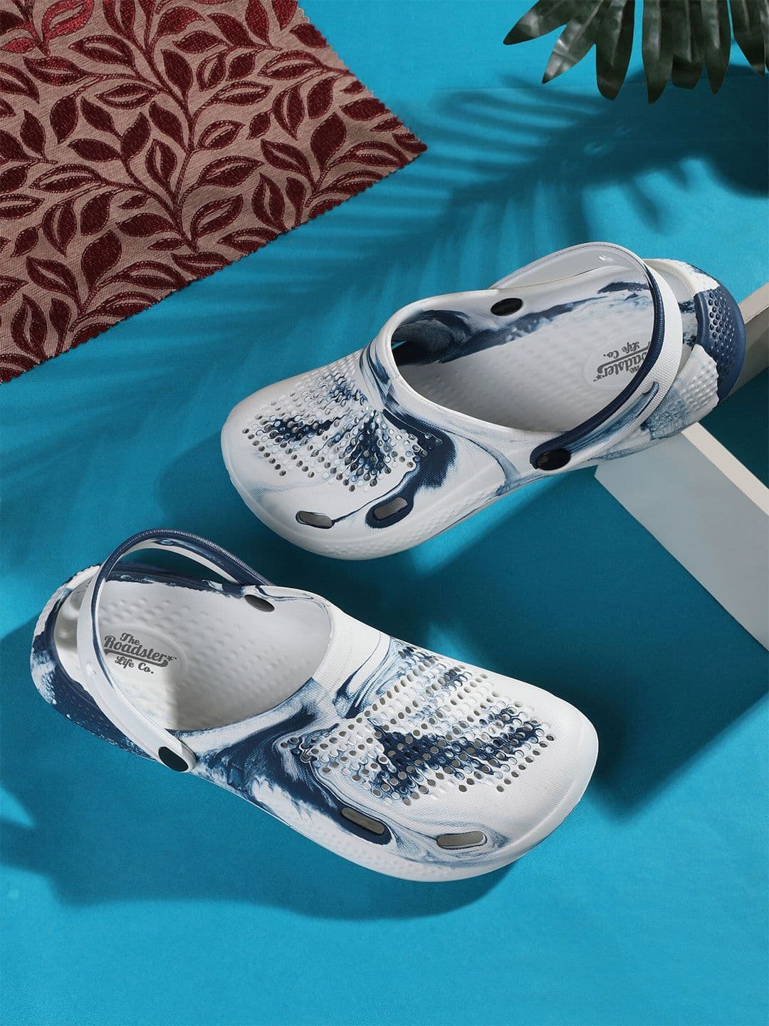 The Roadster Lifestyle Co Men Stylish Lightweight Clogs - view 1