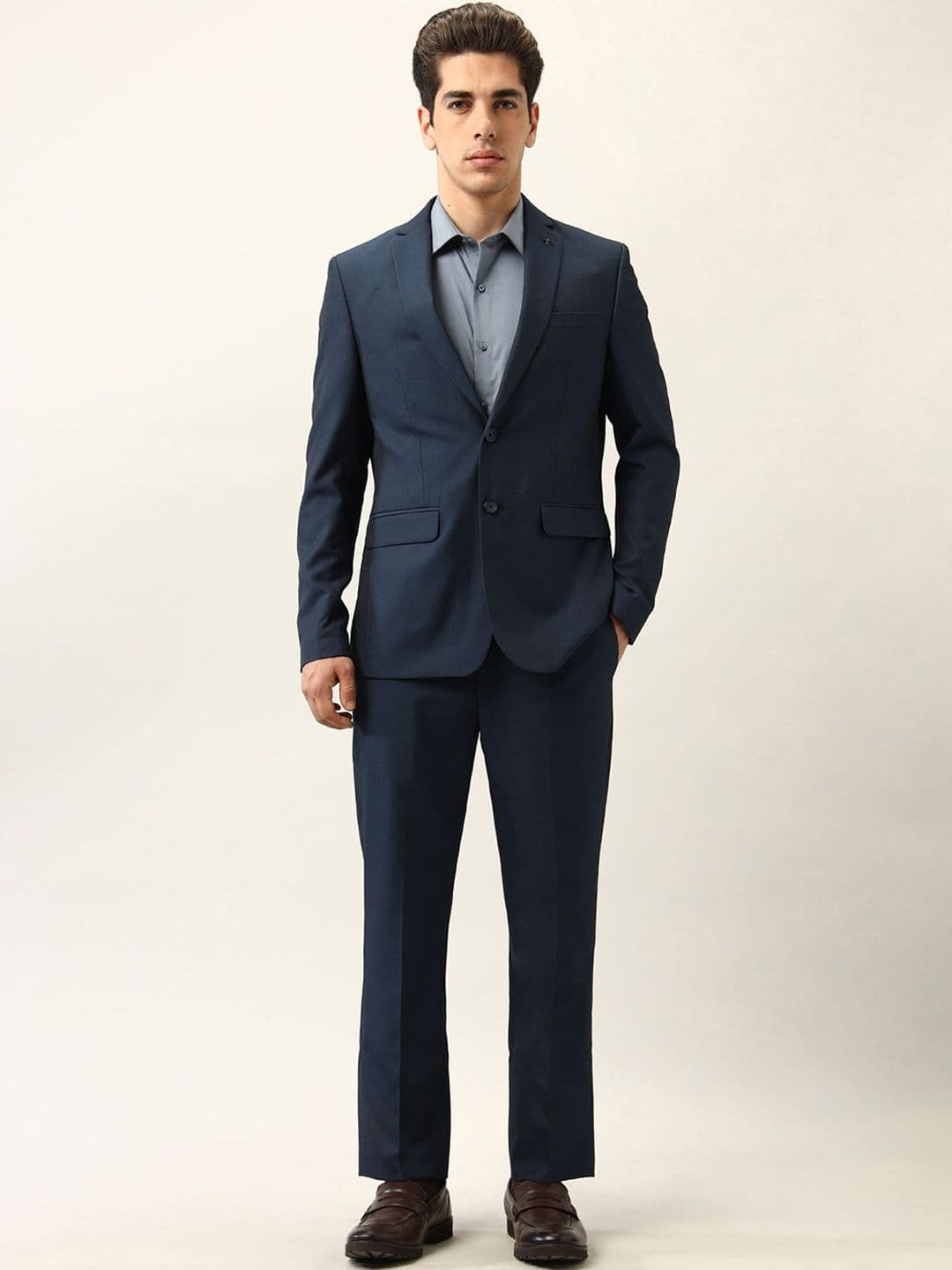Arrow 2-Pc Tailored Fit Ceremonial Single Breasted Suit - view 1